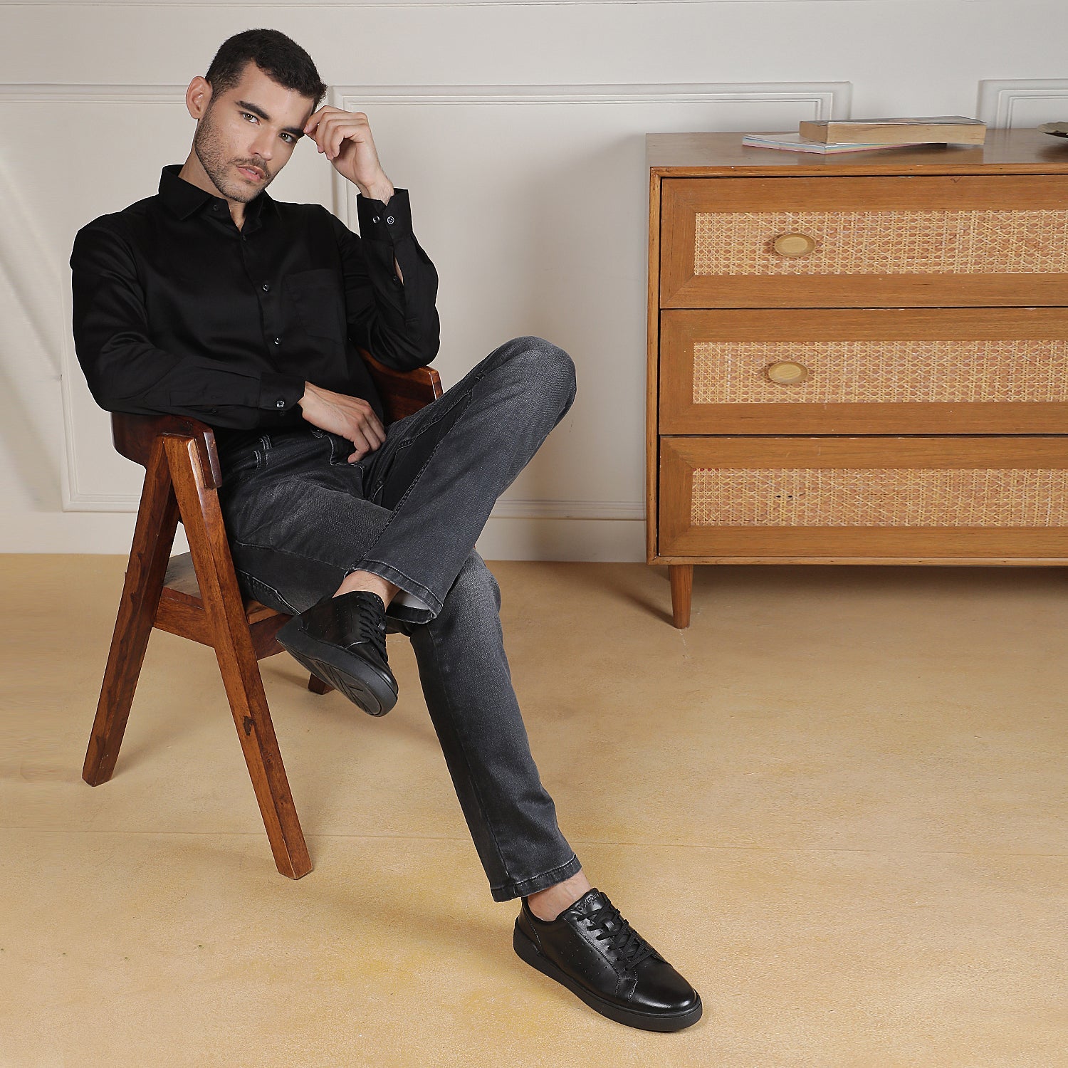 Men's Novastep Black Sneaker Shoes for men
