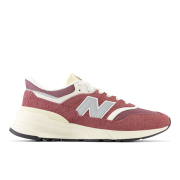 New Balance Unisex 997R Red Sneaker